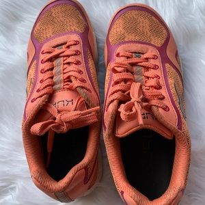 Kuru Carrera Women's Size 7